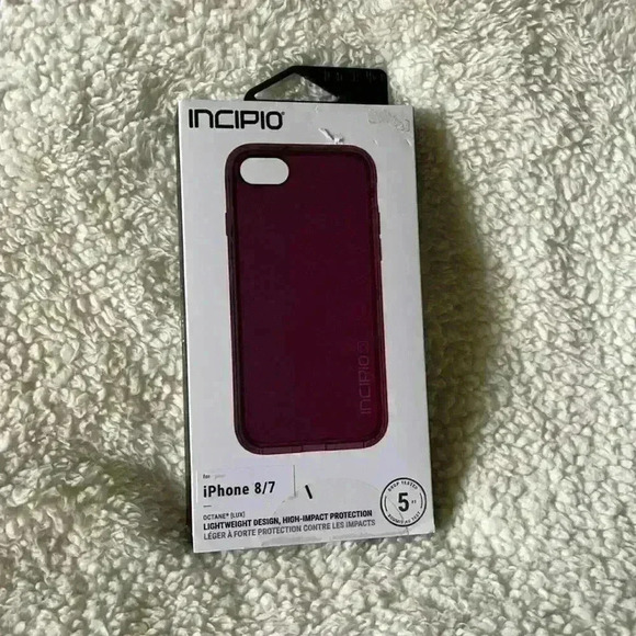 Incipio Purple iPhone Cover - Picture 1 of 2